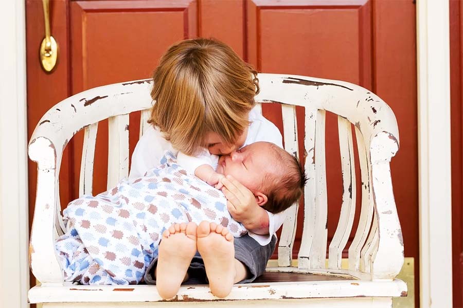 Comment gérer l’arrivée d’un petit frère ?