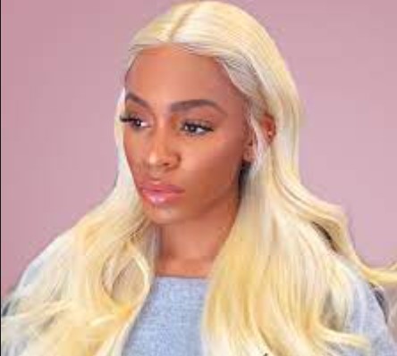 9 CONSEILS POUR PORTER DES PERRUQUES CHEVEUX BLONDS POUR LES FEMMES AFROS